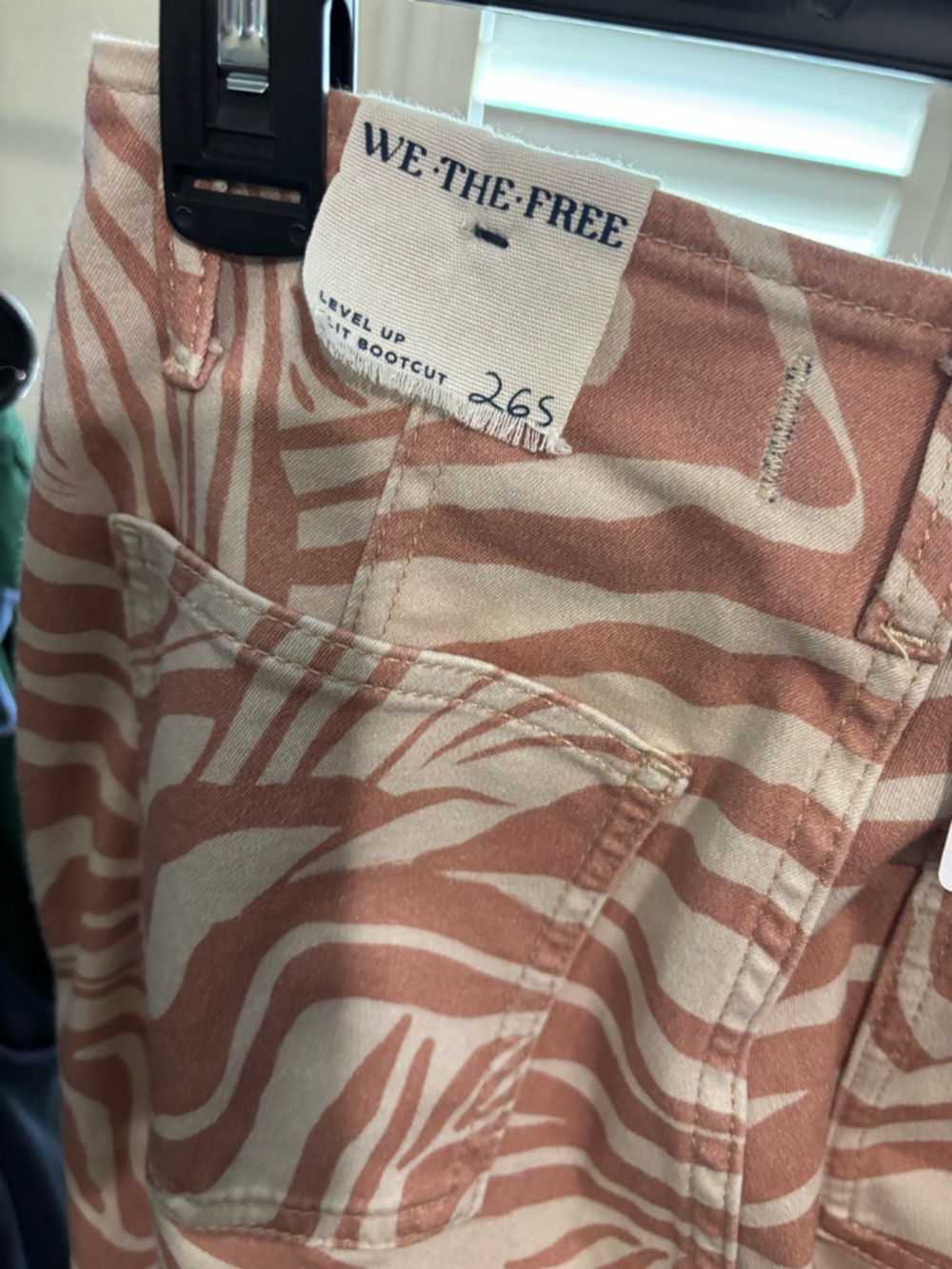 Free People We The Free Swirl Print Flare Pants Boho Western Size 26 - Picture 4 of 5